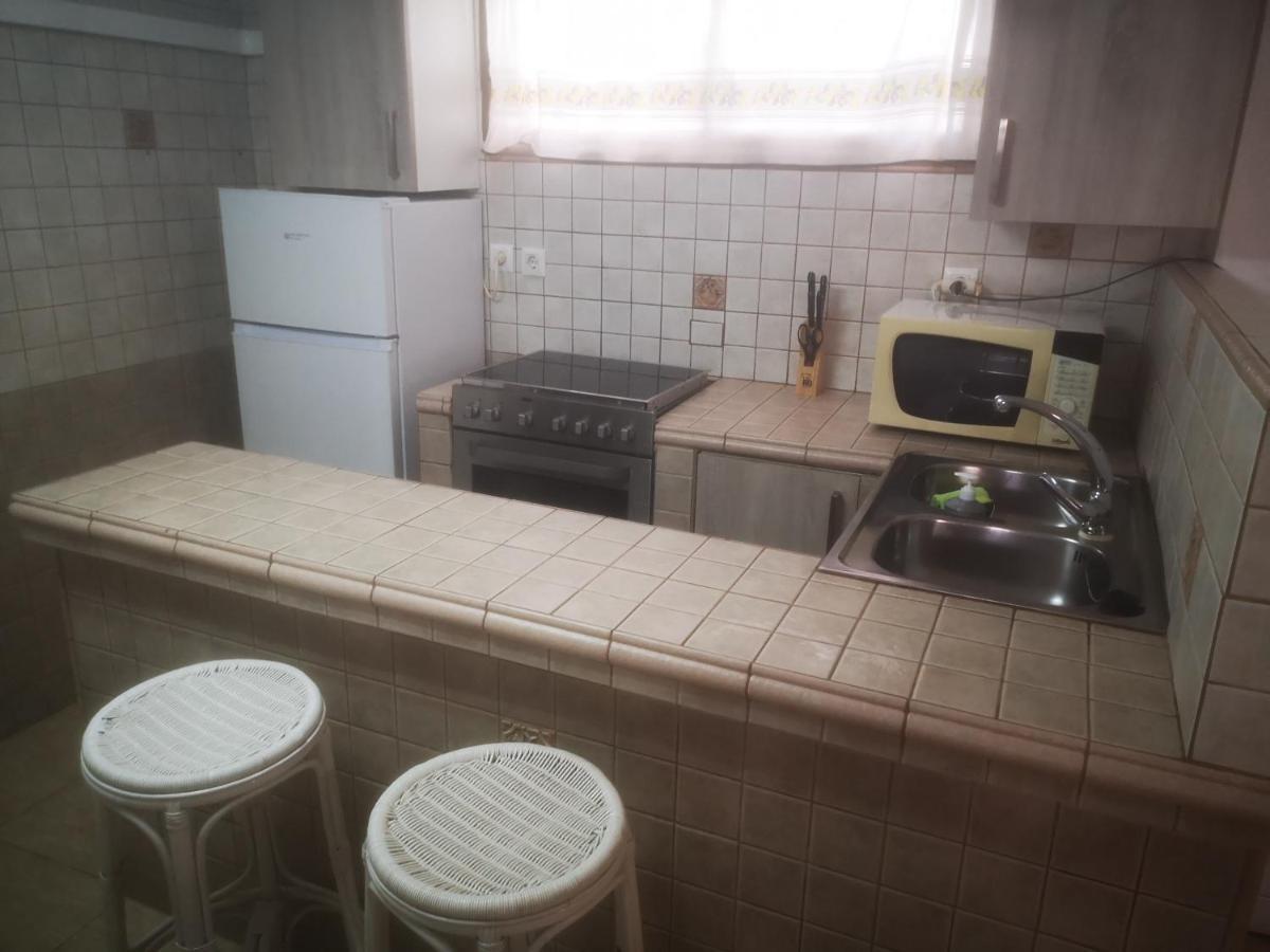 Piso entero en semi sótano con Piscina salína privada Apartamento San Pedro del Pinatar Exterior foto