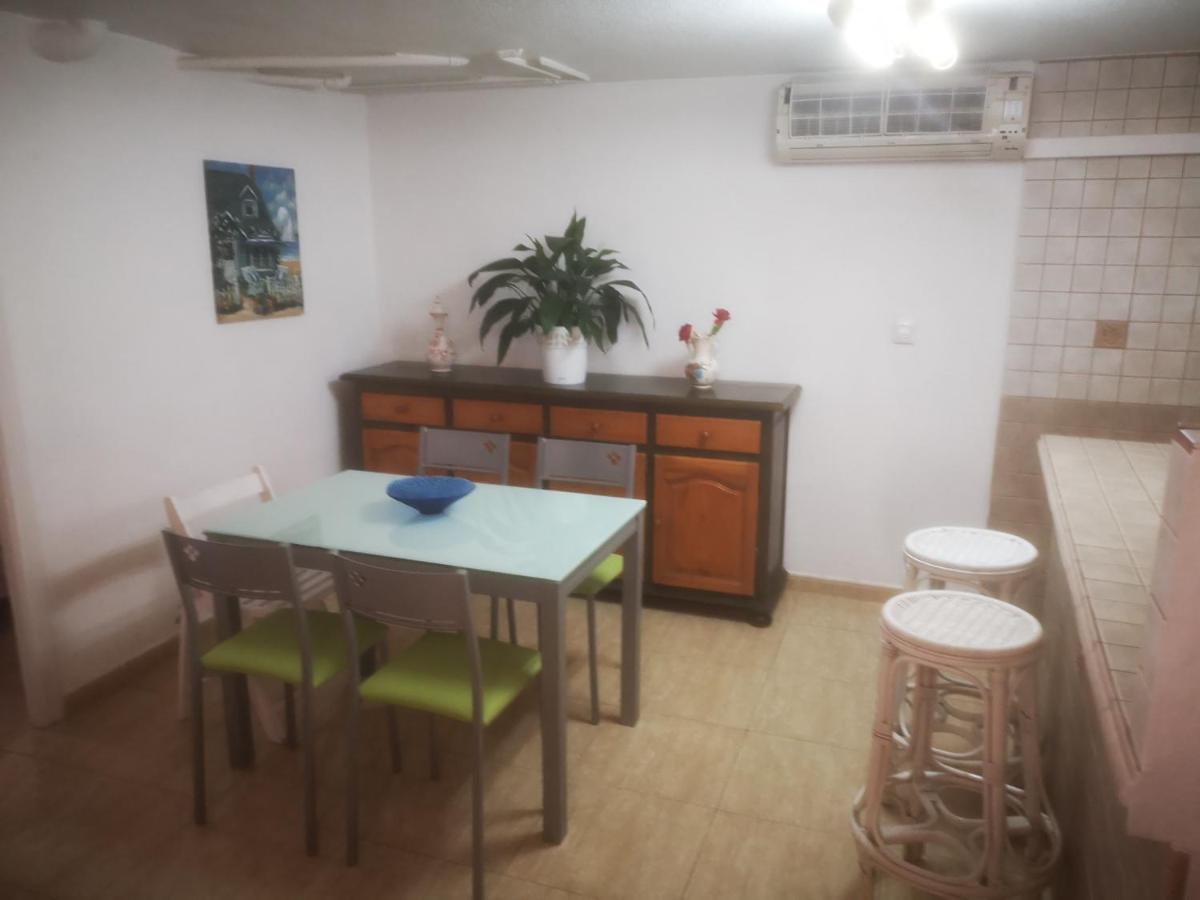 Piso entero en semi sótano con Piscina salína privada Apartamento San Pedro del Pinatar Exterior foto