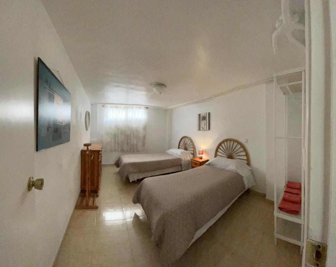 Piso entero en semi sótano con Piscina salína privada Apartamento San Pedro del Pinatar Exterior foto
